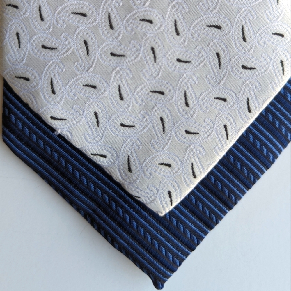 2pc Tie Bundle - Striped & Paisley Kai Long Silk Ties White Silver Blue